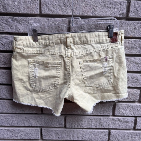 Mango Jean Shorts Distressed Yellow Sz 8 - Picture 7 of 7